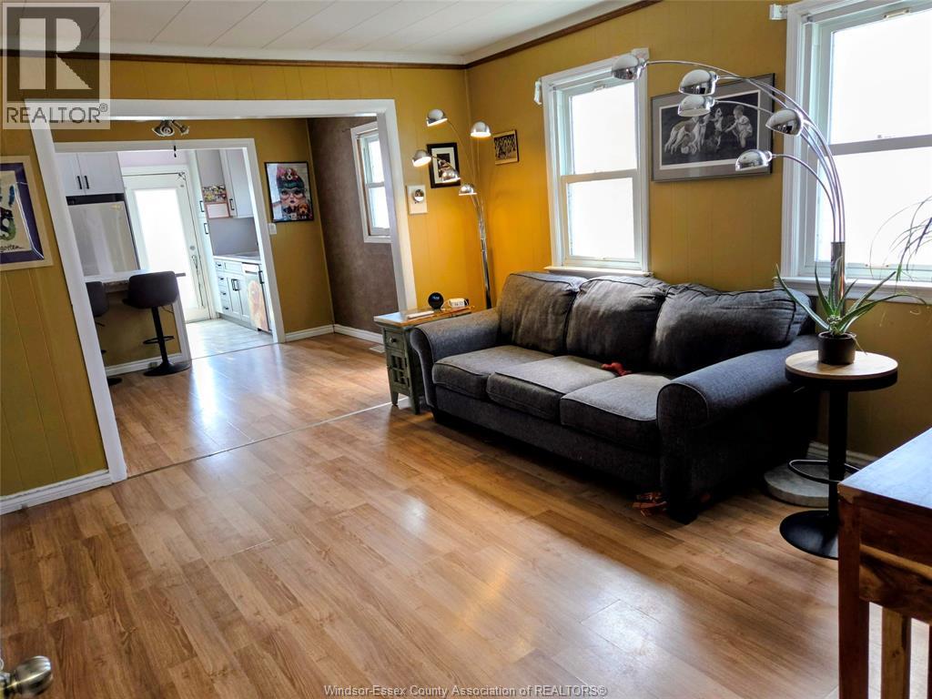 663 Hildegarde Street, Windsor, Ontario  N8X 2Z7 - Photo 4 - 26008920