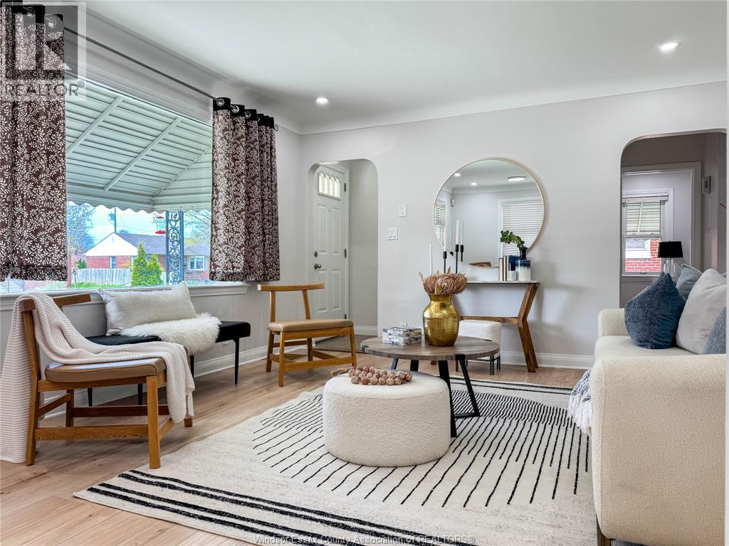 2628 Randolph, Windsor, Ontario  N9E 3C9 - Photo 4 - 26008862