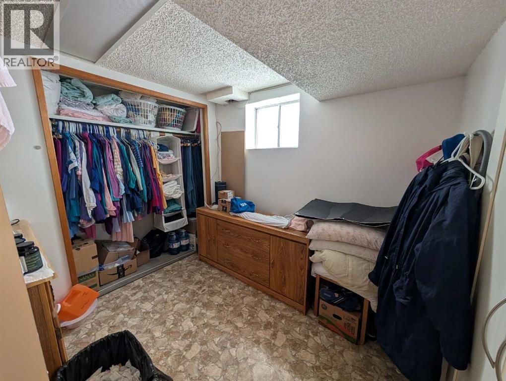 46 2 Street NW, Medicine Hat, Alberta  T1A 6J1 - Photo 19 - A2291440