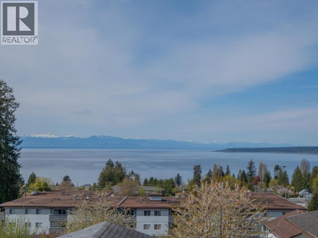 4263 Ontario Ave, Powell River, British Columbia  V8A 5A9 - Photo 3 - 19813