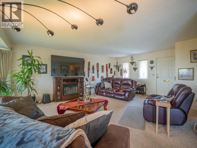 4263 Ontario Ave, Powell River, British Columbia  V8A 5A9 - Photo 12 - 19813