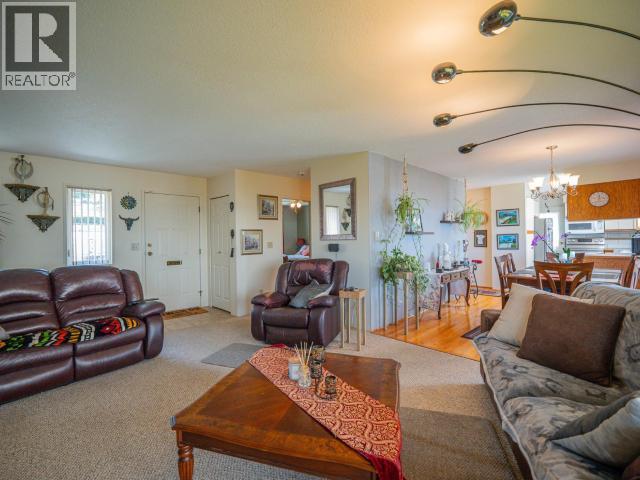 4263 Ontario Ave, Powell River, British Columbia  V8A 5A9 - Photo 13 - 19813