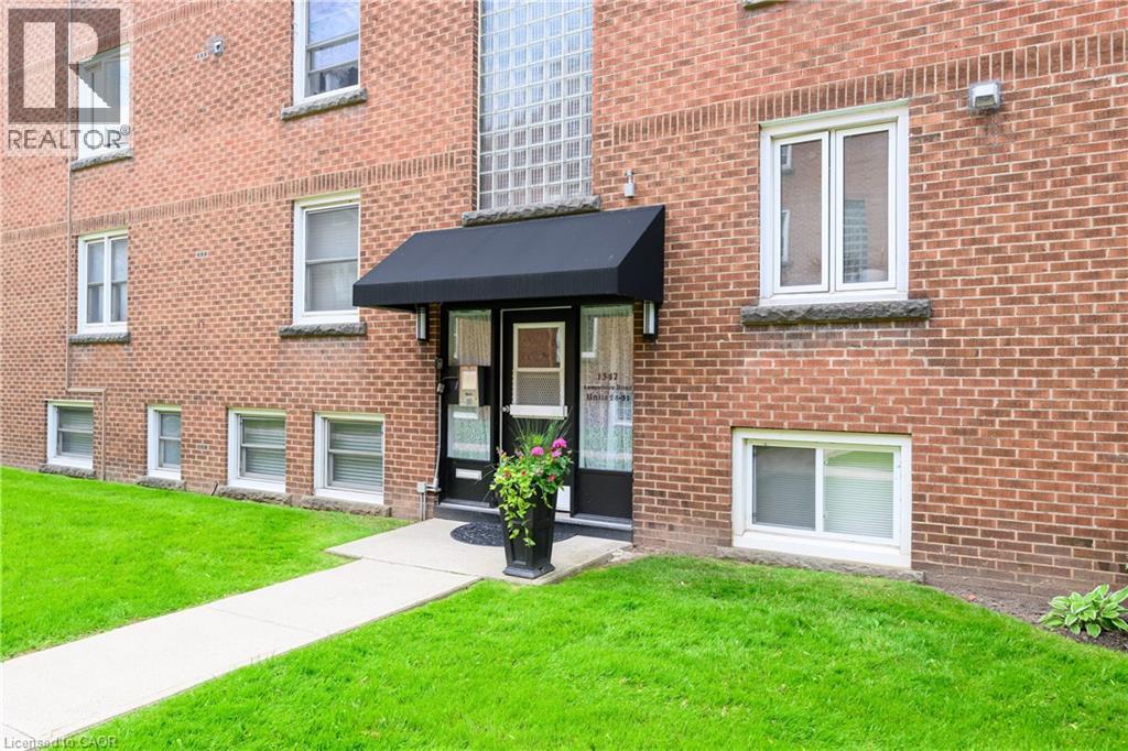 1347 Lakeshore Road Unit# 24, Burlington, Ontario  L7S 1B1 - Photo 13 - 40801001