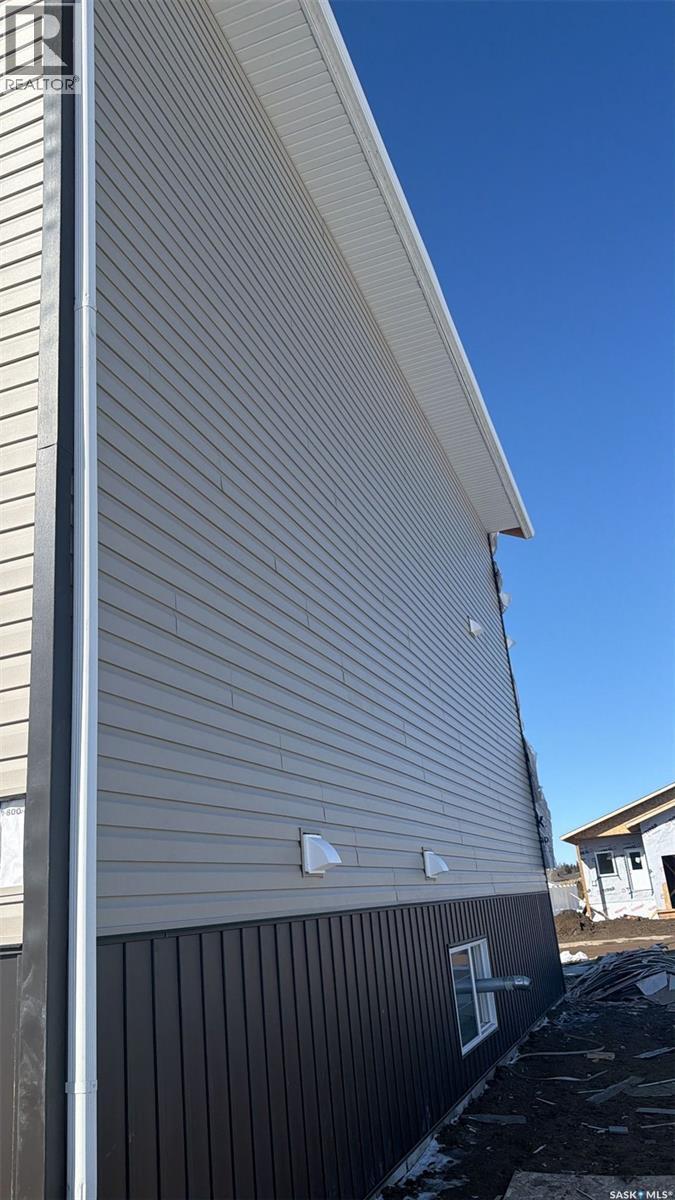 13 Clement Road, Lanigan, Saskatchewan  S0K 2M0 - Photo 4 - SK021988