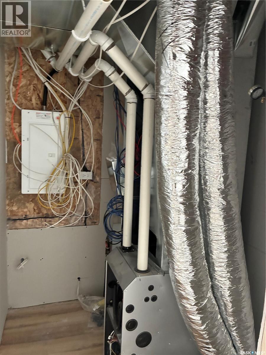 13 Clement Road, Lanigan, Saskatchewan  S0K 2M0 - Photo 34 - SK021988