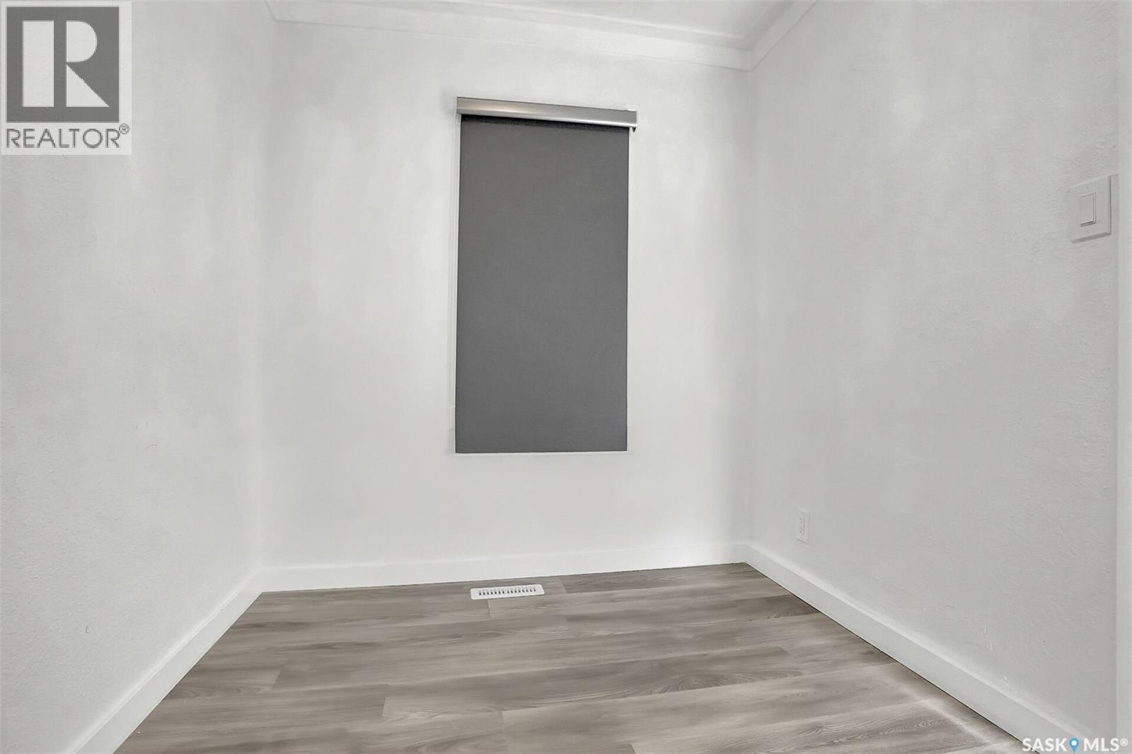 1668 Ottawa Street, Regina, Saskatchewan  S4P 1N9 - Photo 11 - SK025993