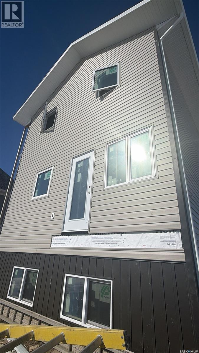 13 Clement Road, Lanigan, Saskatchewan  S0K 2M0 - Photo 3 - SK021988