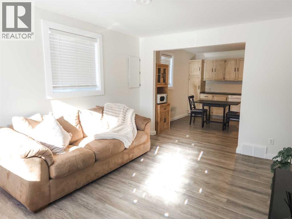 6616 5 Avenue, Edson, Alberta  T7E 1M4 - Photo 6 - A2287776