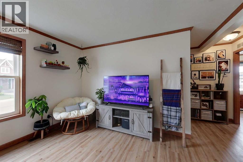 720 10 Street SE, Slave Lake, Alberta  T0G 2A3 - Photo 10 - A2290970