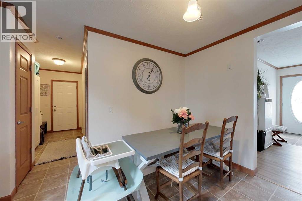 720 10 Street SE, Slave Lake, Alberta  T0G 2A3 - Photo 9 - A2290970