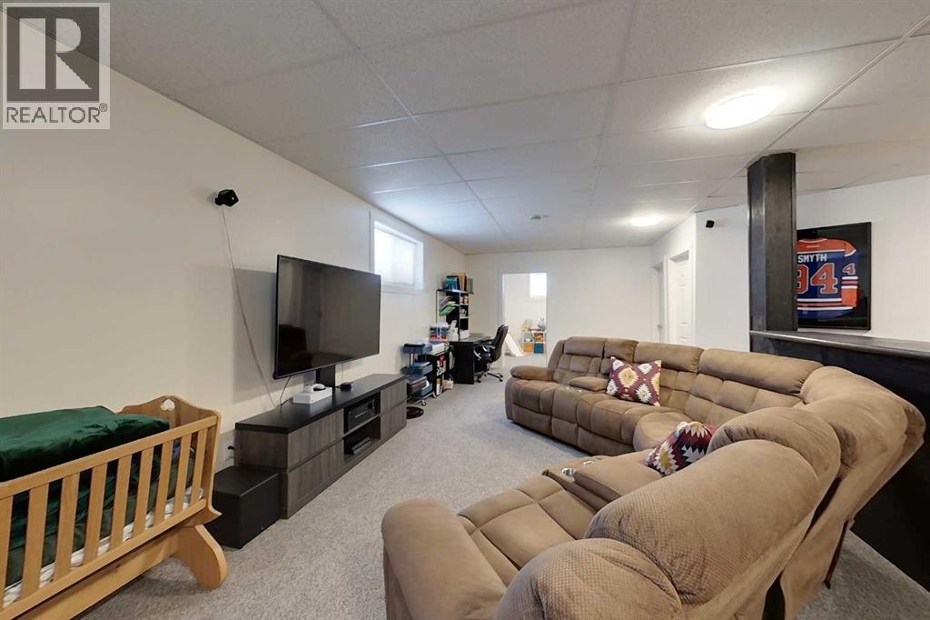 720 10 Street SE, Slave Lake, Alberta  T0G 2A3 - Photo 21 - A2290970