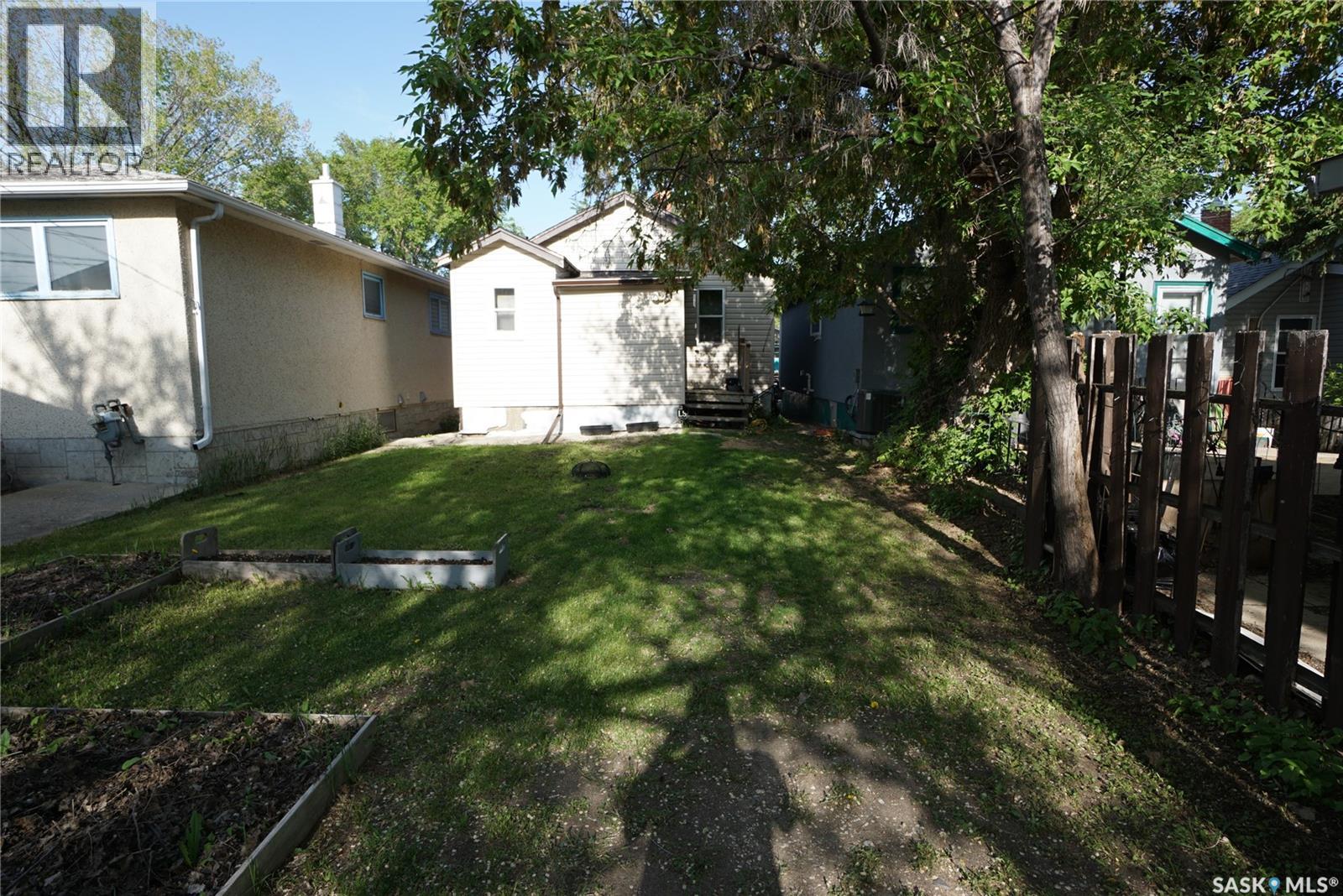 1438 Connaught Street, Regina, Saskatchewan  S4T 4S9 - Photo 21 - SK029146