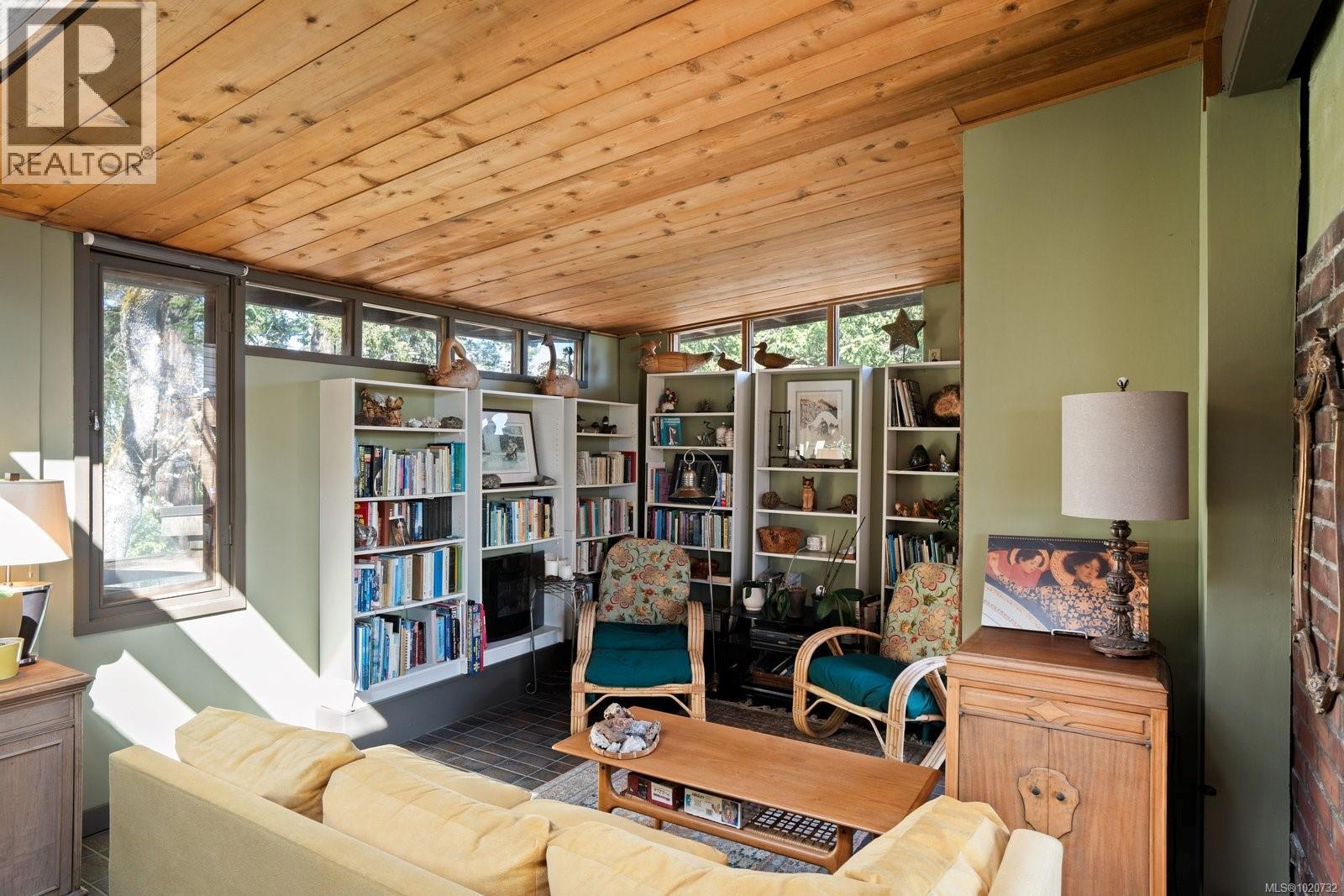 1168 Burnside Rd W, Saanich, British Columbia  V8Z 1N6 - Photo 14 - 1020732