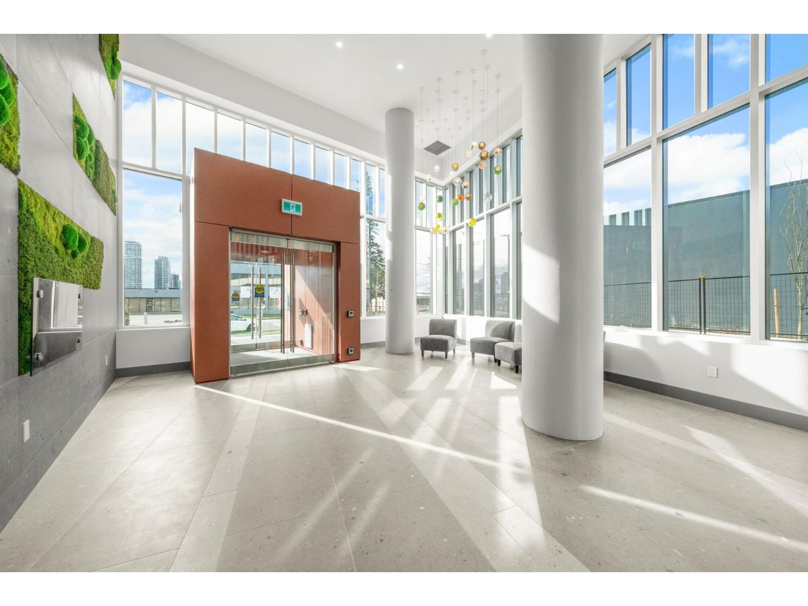 1607 10428 Whalley Boulevard, Surrey, British Columbia  V3T 0W2 - Photo 23 - R3114259