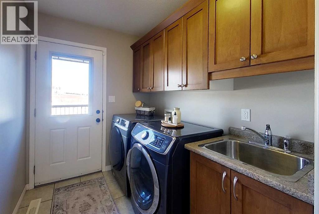 1527 41 Street, Edson, Alberta  T7E 0A5 - Photo 33 - A2294298