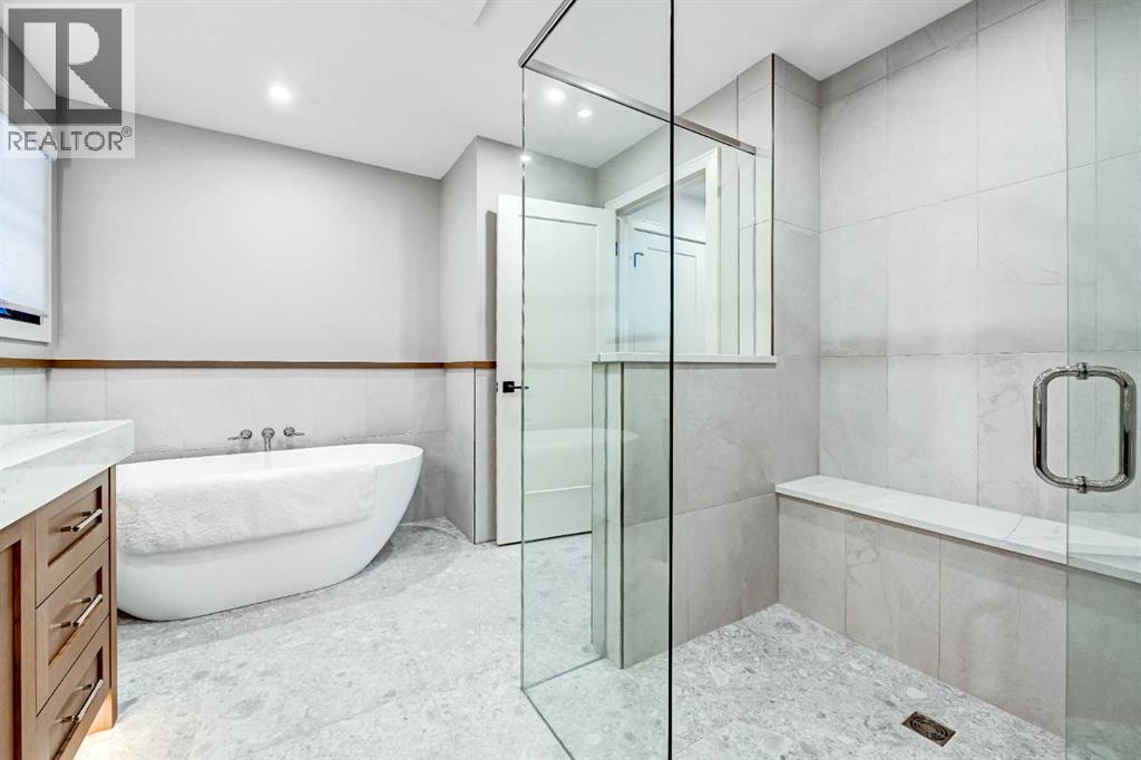 6755 Livingstone Drive Sw, Calgary, Alberta  T3E 6J2 - Photo 25 - A2304068