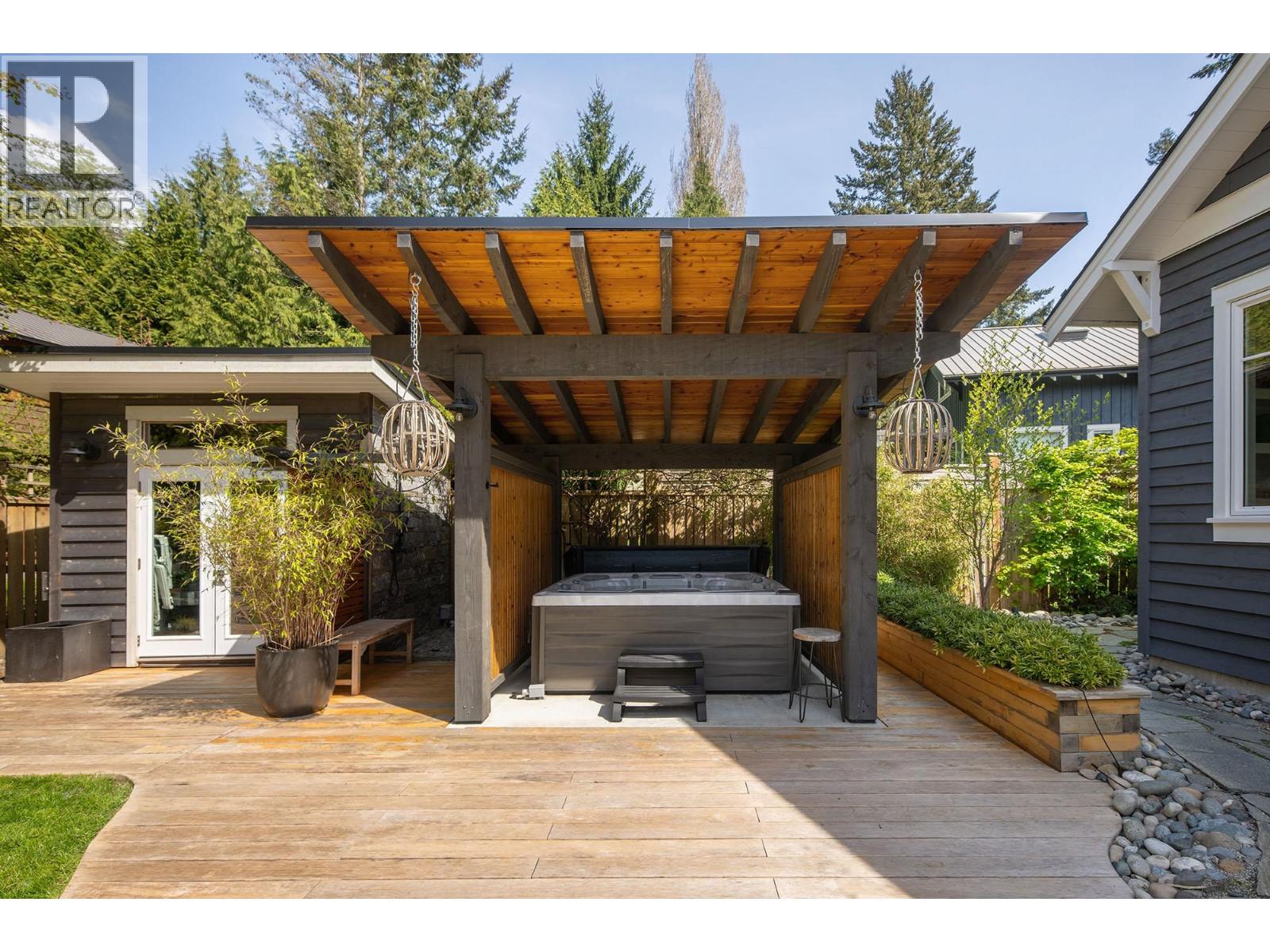 1141 Lenora Road, Bowen Island, British Columbia  V0N 1G1 - Photo 17 - R3114508