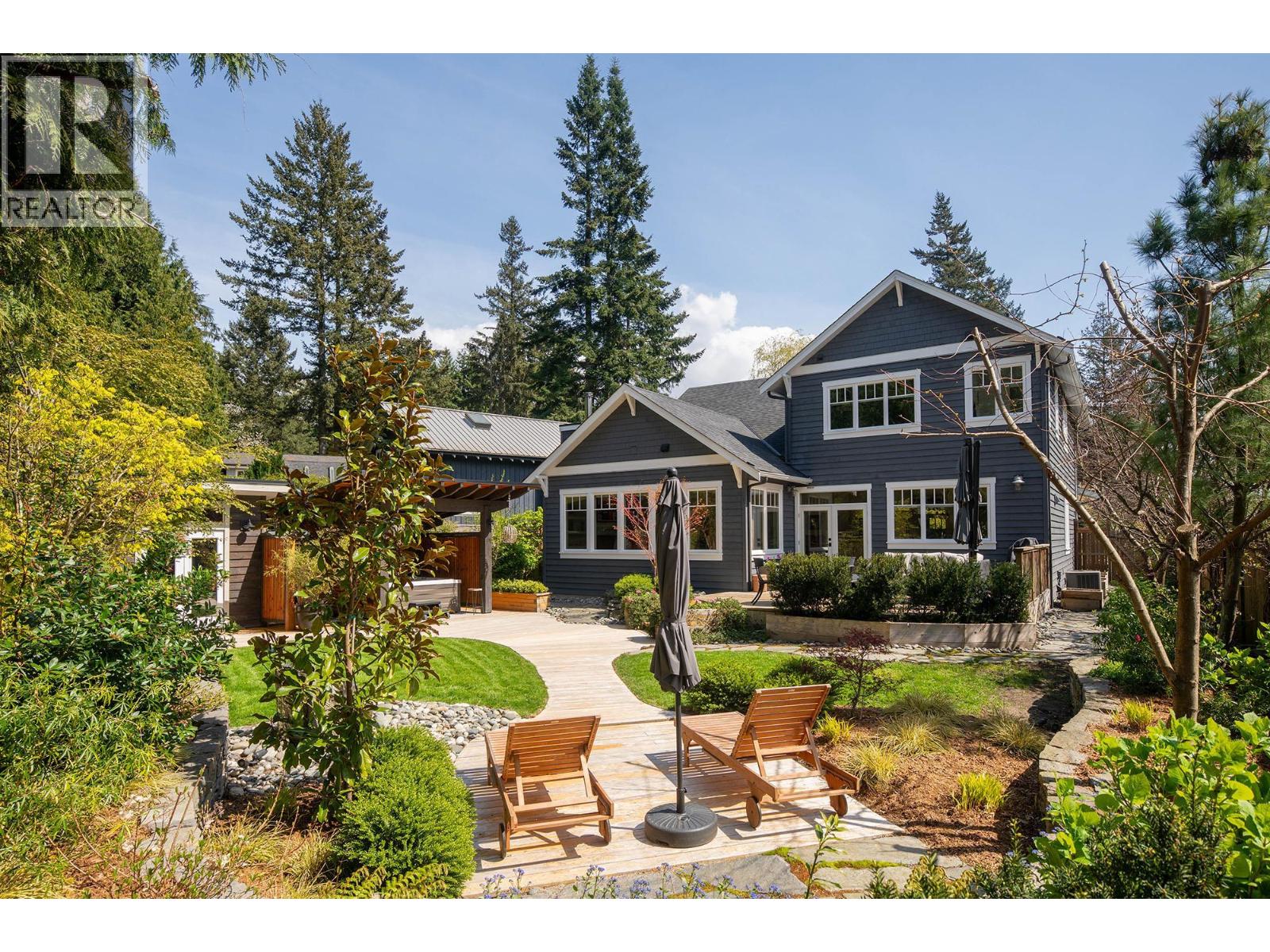 1141 Lenora Road, Bowen Island, British Columbia  V0N 1G1 - Photo 2 - R3114508