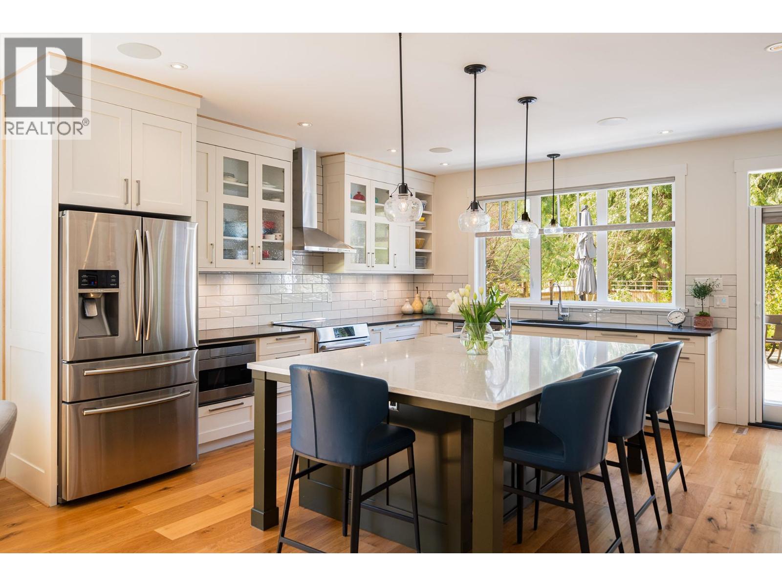 1141 Lenora Road, Bowen Island, British Columbia  V0N 1G1 - Photo 9 - R3114508