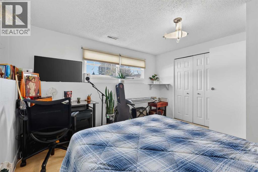 928 Pinecliff Drive Ne, Calgary, Alberta  T1Y 3Y2 - Photo 32 - A2299116