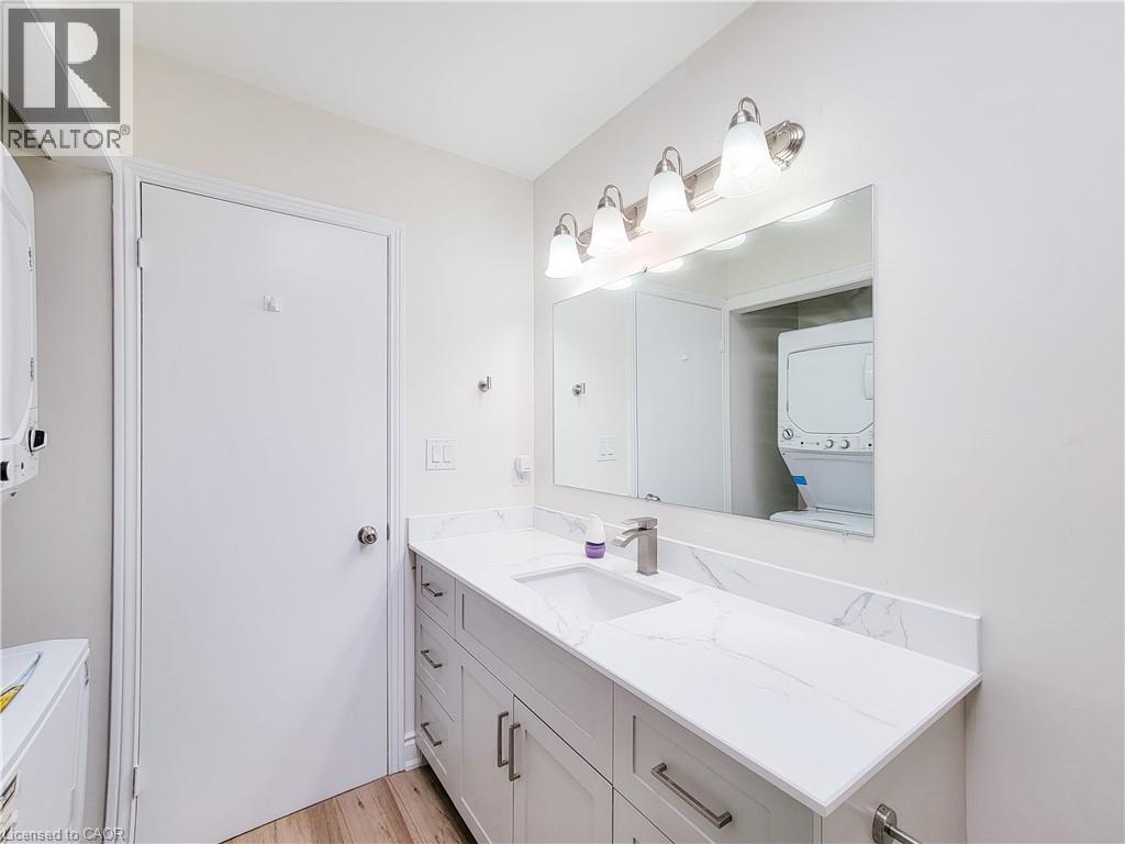 216 Ravenbury Drive, Hamilton, Ontario  L8W 2J1 - Photo 17 - 40823144