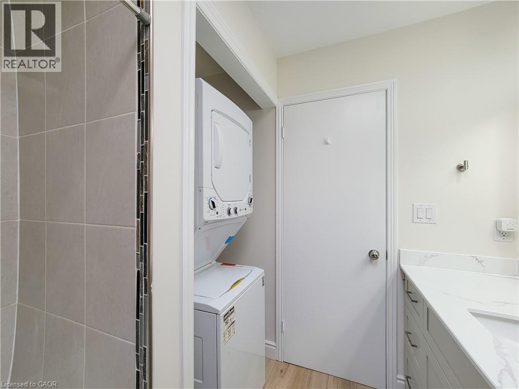 216 Ravenbury Drive, Hamilton, Ontario  L8W 2J1 - Photo 18 - 40823144