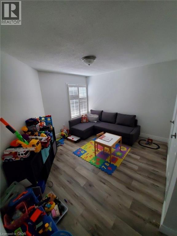 73 Waterford Crescent, Stoney Creek, Ontario  L8E 4Z7 - Photo 13 - 40822920