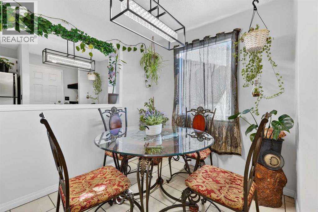 928 Pinecliff Drive Ne, Calgary, Alberta  T1Y 3Y2 - Photo 16 - A2299116