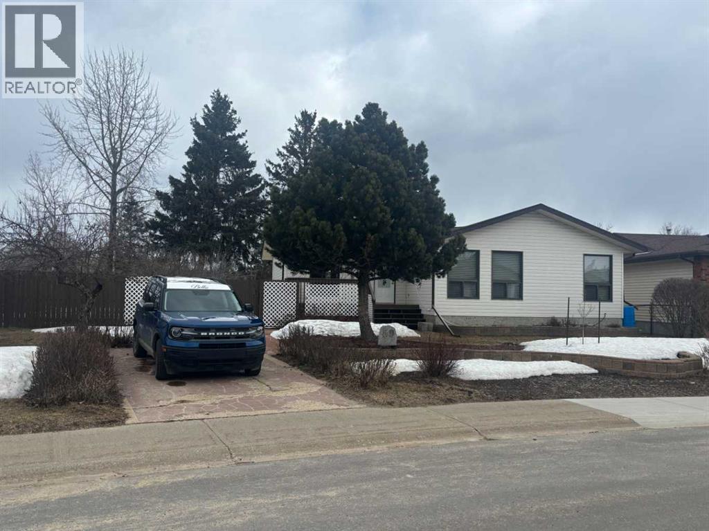 59 Harolds Hollow, Whitecourt, Alberta