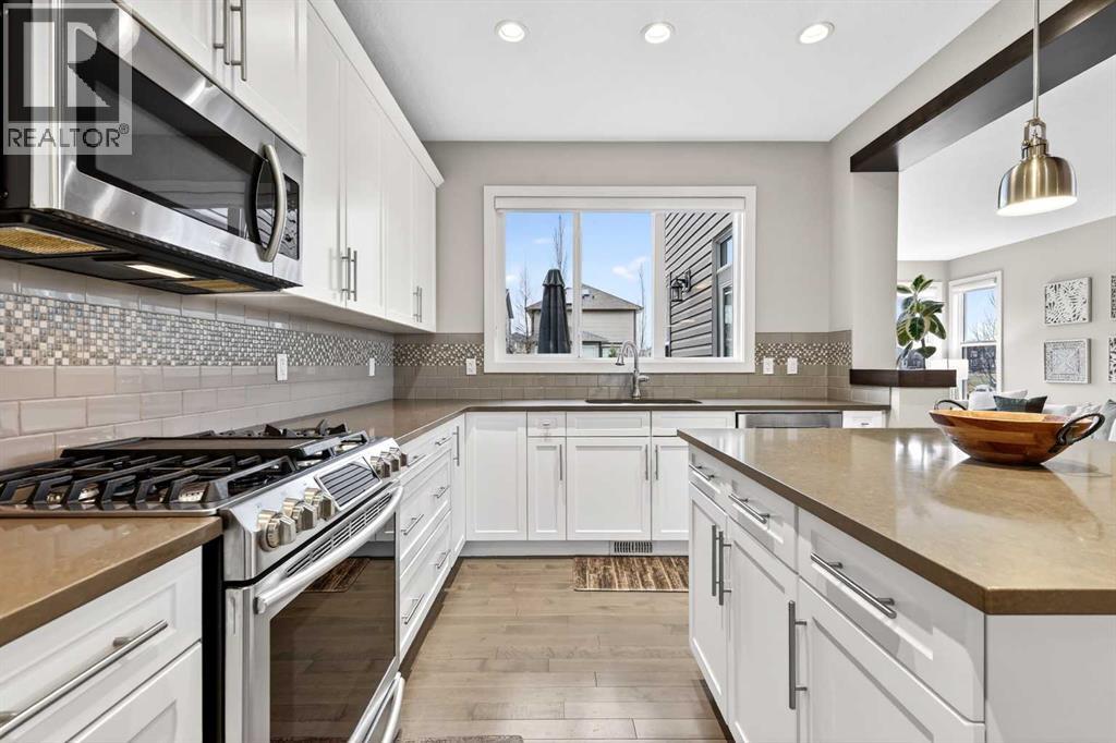 9 Legacy Lane SE, Calgary, Alberta  T2X 0W9 - Photo 17 - A2299118