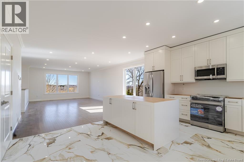 16 Mayflower Street, Fredericton, New Brunswick  E3C 1L5 - Photo 3 - NB133855