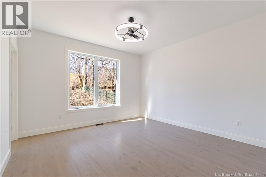 16 Mayflower Street, Fredericton, New Brunswick  E3C 1L5 - Photo 10 - NB133855