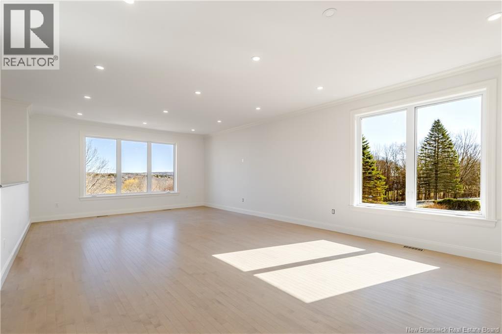 16 Mayflower Street, Fredericton, New Brunswick  E3C 1L5 - Photo 4 - NB133855