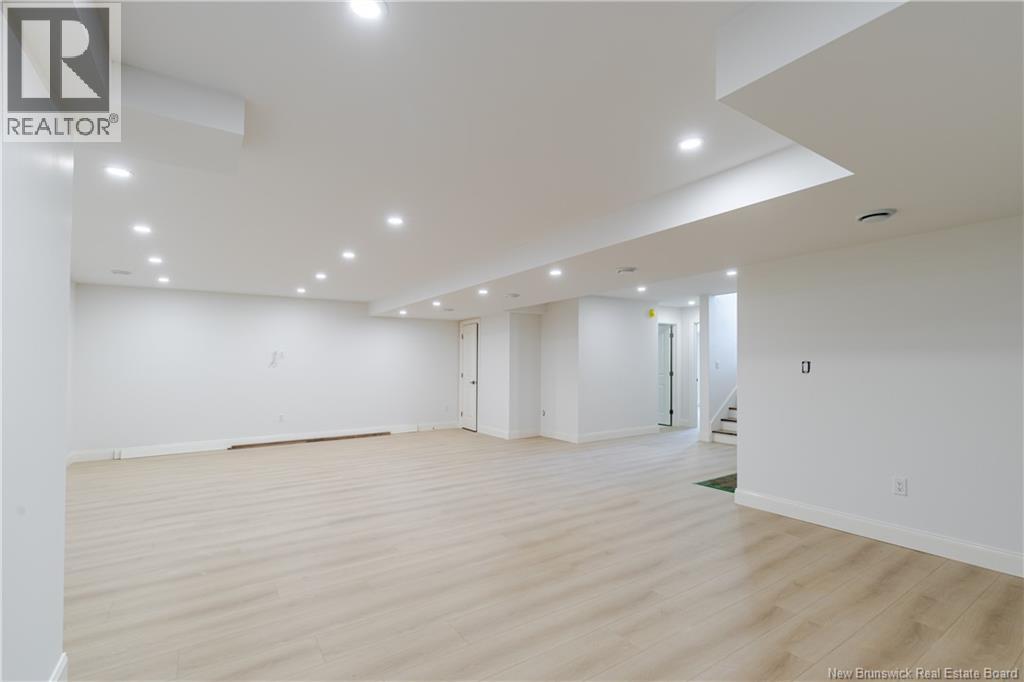 16 Mayflower Street, Fredericton, New Brunswick  E3C 1L5 - Photo 24 - NB133855