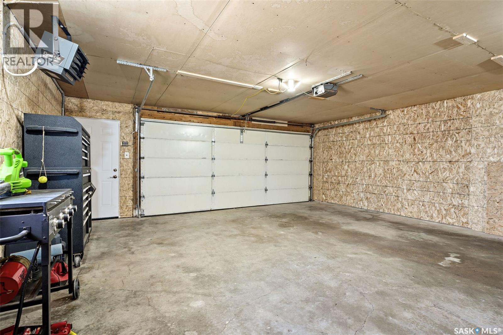 34 Selby Crescent, Regina, Saskatchewan  S4T 6W1 - Photo 6 - SK033341