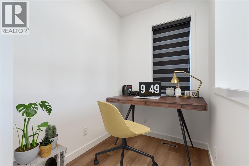 194 Baneberry Way Sw, Airdrie, Alberta  T4B 5M2 - Photo 5 - A2303189