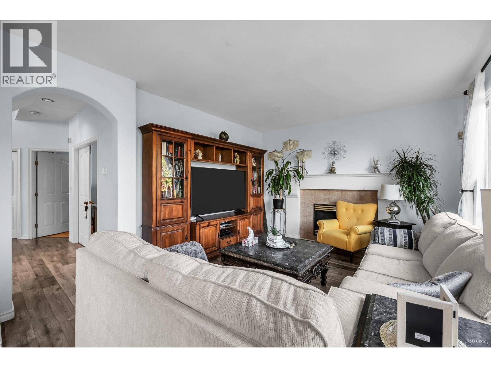 1601 Pinetree Way, Coquitlam, British Columbia  V3E 3C4 - Photo 25 - R3095351