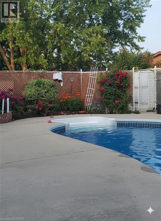 33 Carlyle Place, Kitchener, Ontario  N2P 1B6 - Photo 21 - 40819999