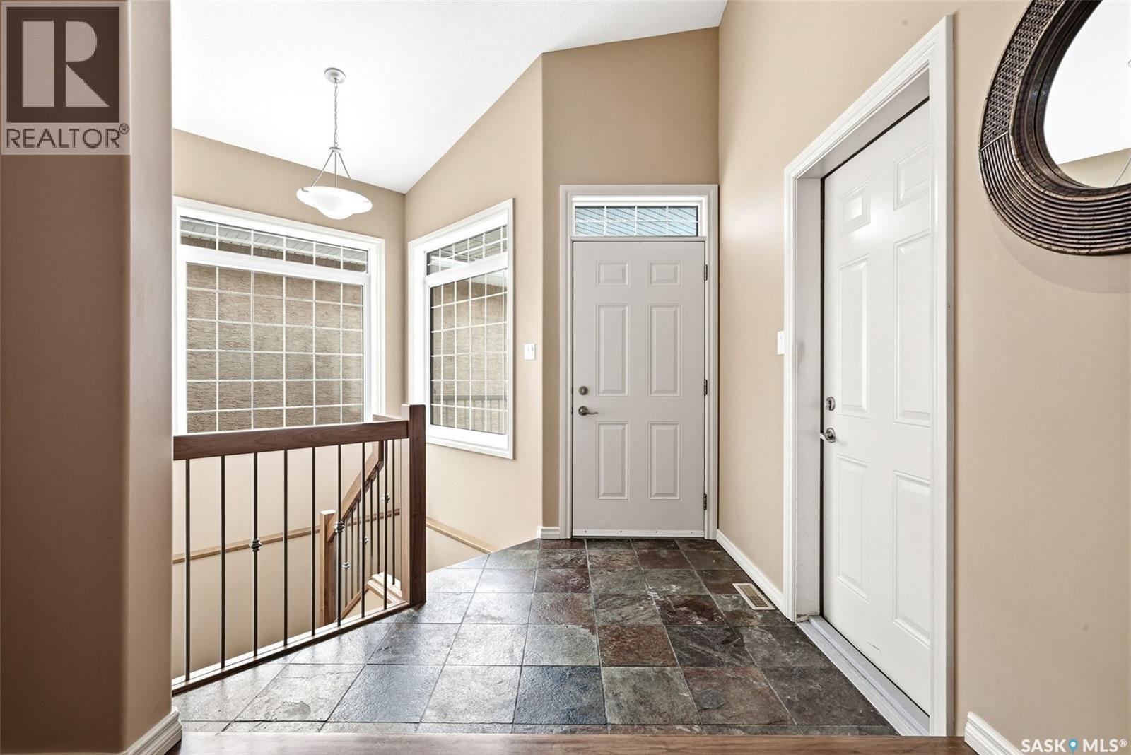 10198 Wascana Estates, Regina, Saskatchewan  S4V 3E5 - Photo 7 - SK033382