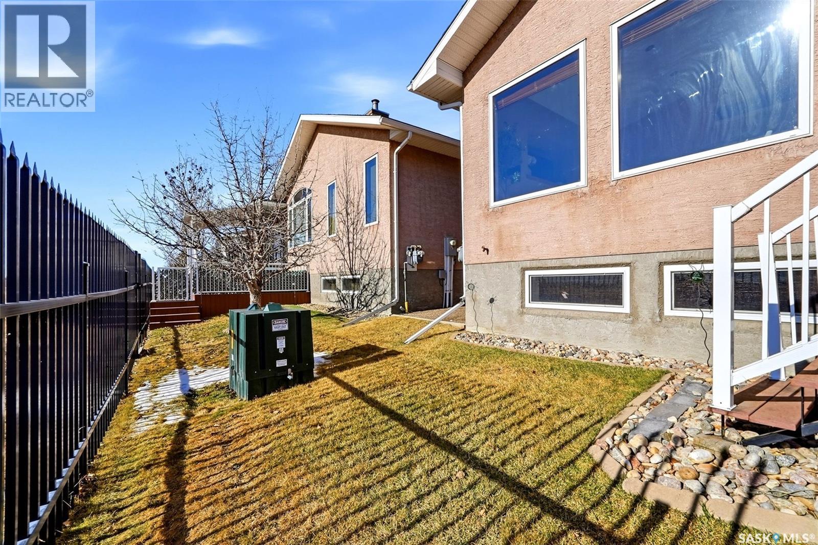 10198 Wascana Estates, Regina, Saskatchewan  S4V 3E5 - Photo 49 - SK033382