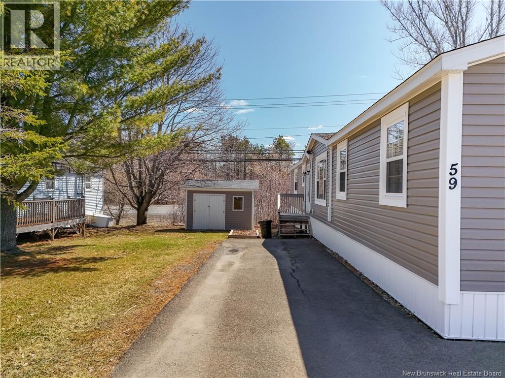 59 Hedgeview Drive, Fredericton, New Brunswick  E3B 6R7 - Photo 3 - NB135099