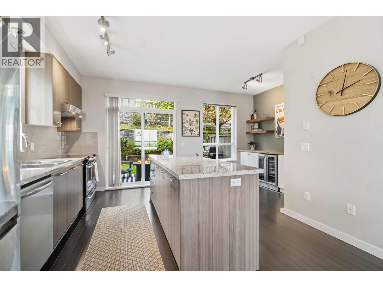 42 1305 Soball Street, Coquitlam, British Columbia  V3E 0E8 - Photo 9 - R3113918