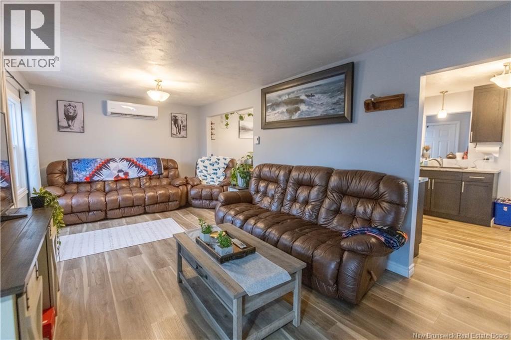 15 Stephens Drive, Sackville, New Brunswick  E4L 1J5 - Photo 4 - NB135423