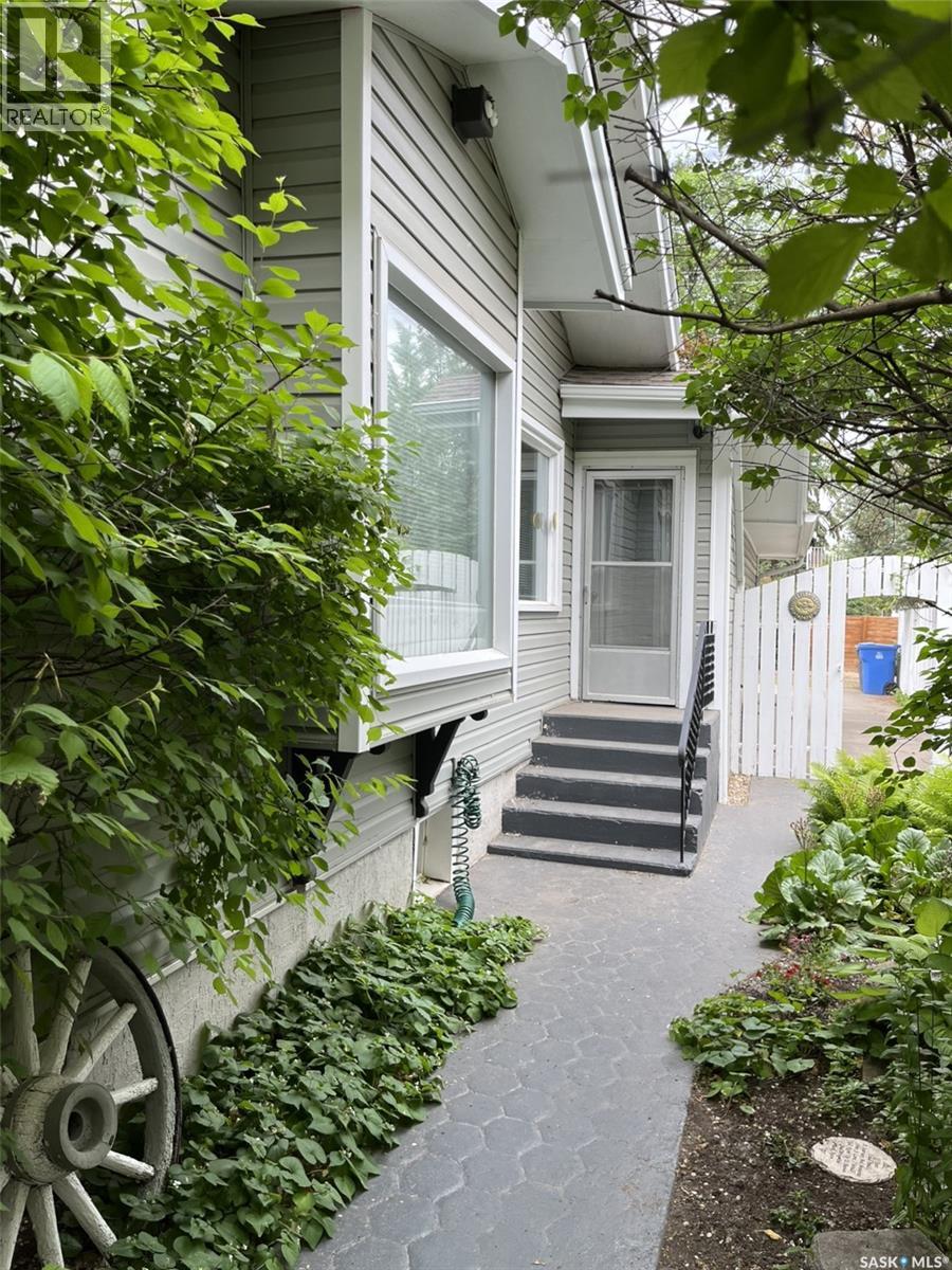 1433 2nd Street, Estevan, Saskatchewan  S4A 0M5 - Photo 3 - SK033436