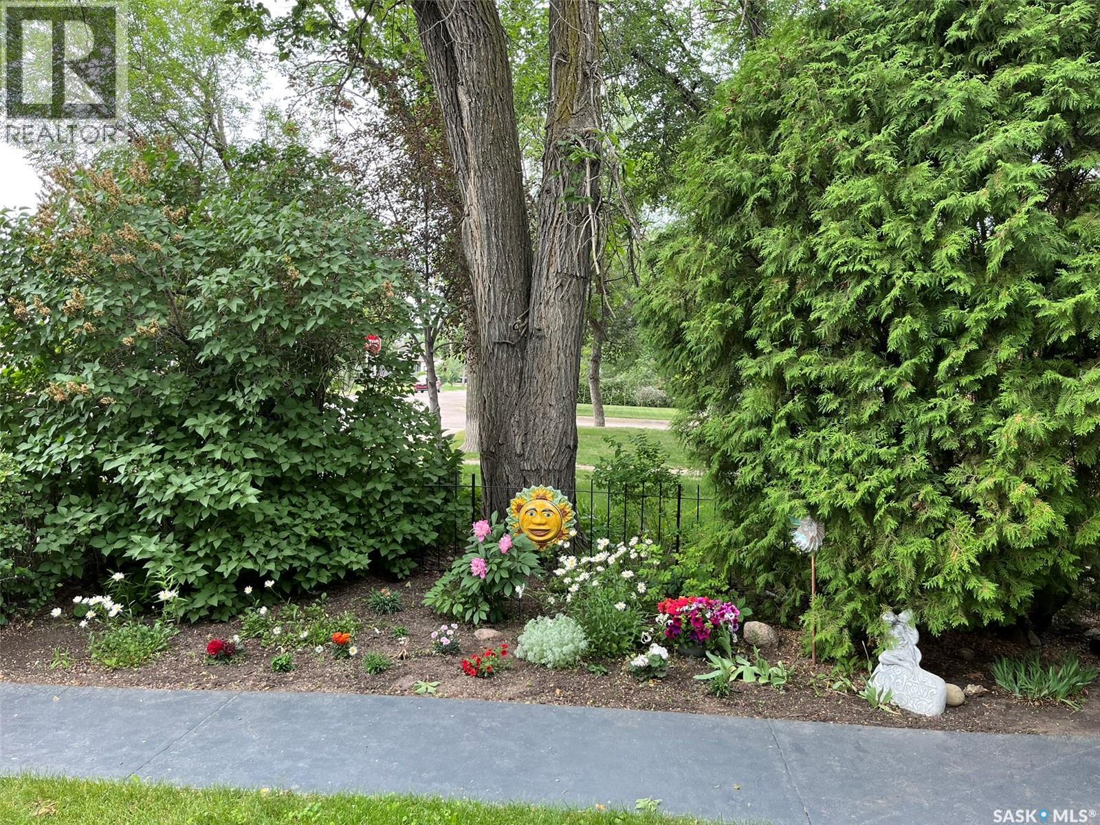 1433 2nd Street, Estevan, Saskatchewan  S4A 0M5 - Photo 46 - SK033436