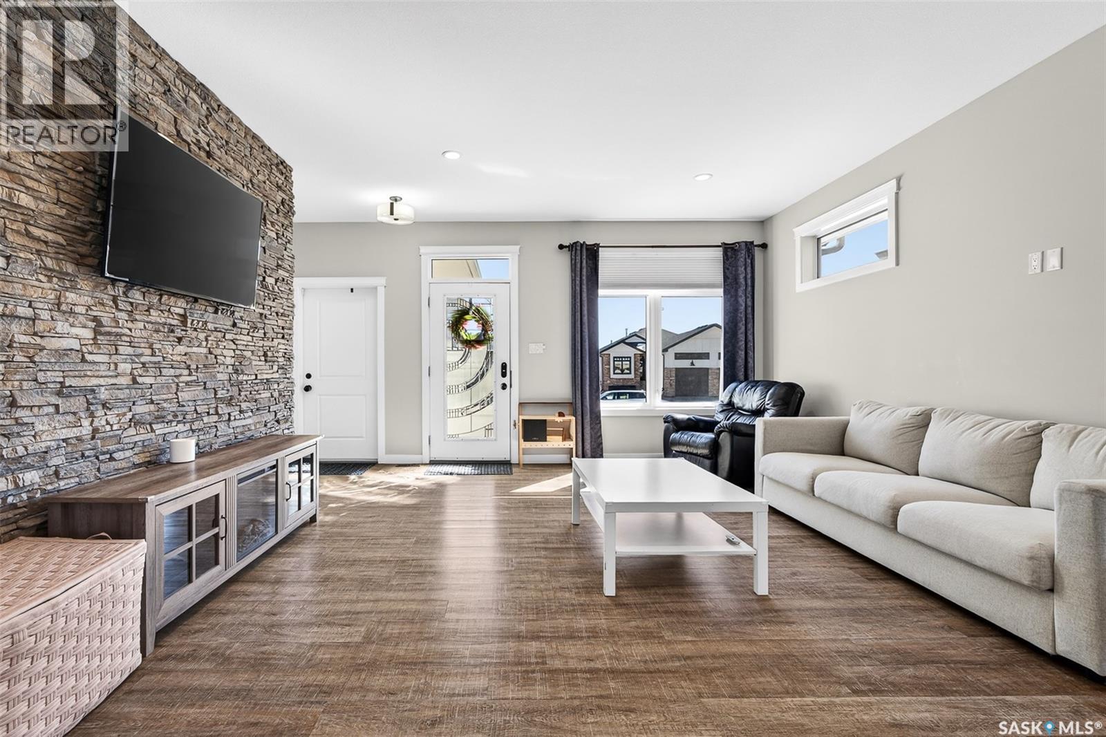 1181 Meier Drive, Moose Jaw, Saskatchewan  S6J 0B2 - Photo 7 - SK033449