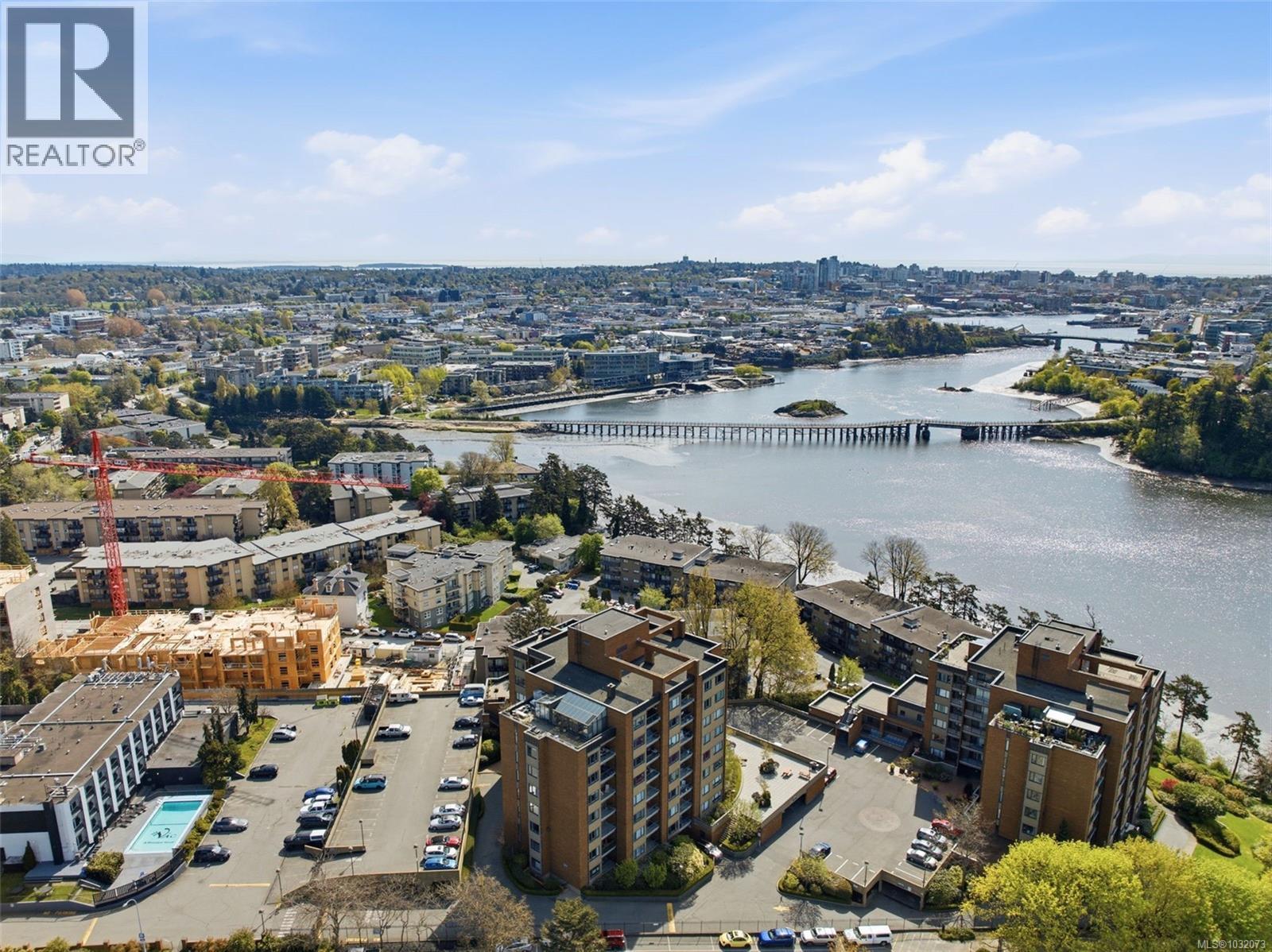 308 103 Gorge Rd E, Victoria, British Columbia  V9A 6Z2 - Photo 1 - 1032073