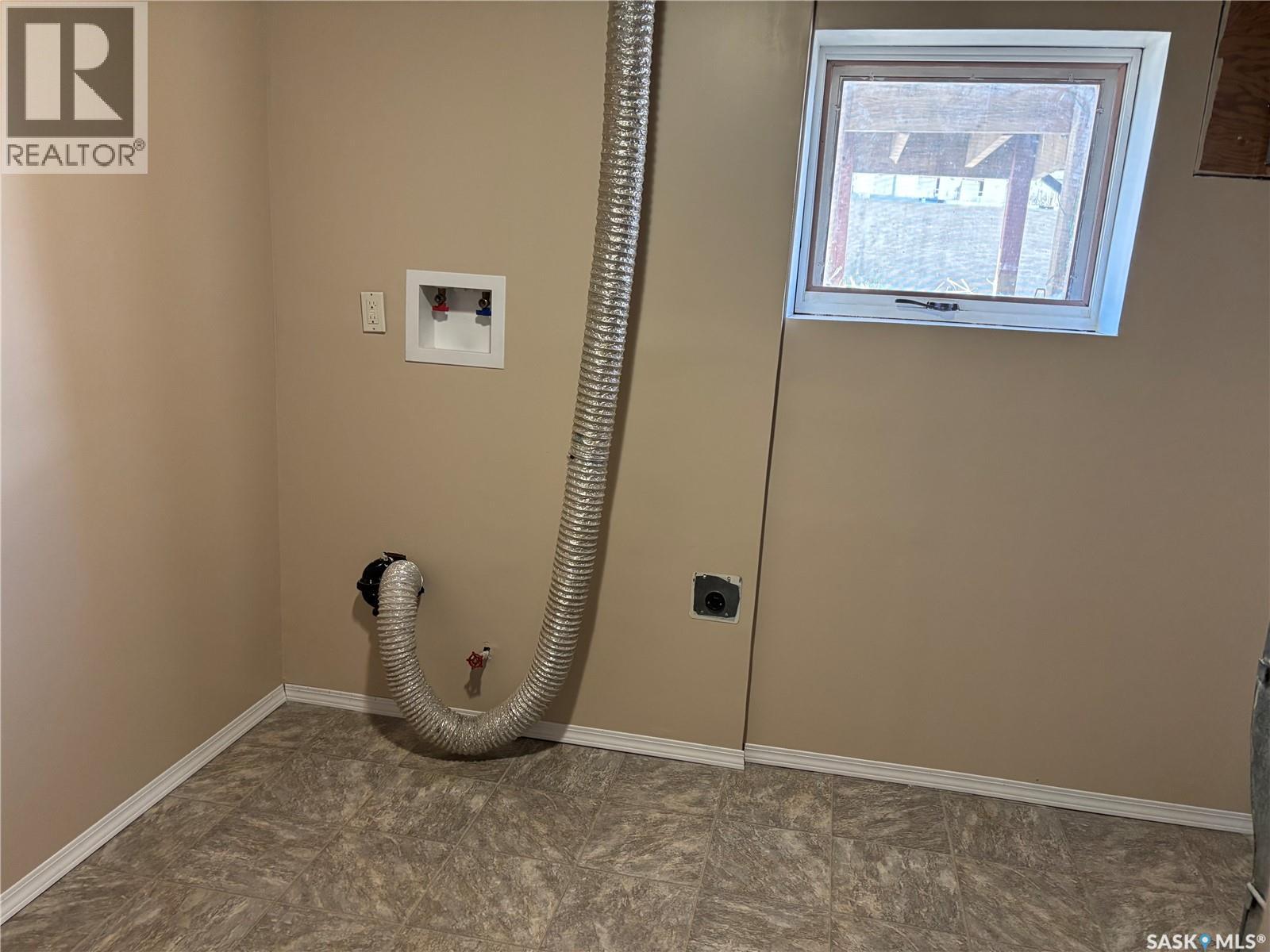 201 Lister Kaye Crescent, Swift Current, Saskatchewan  S9H 4J6 - Photo 16 - SK033456