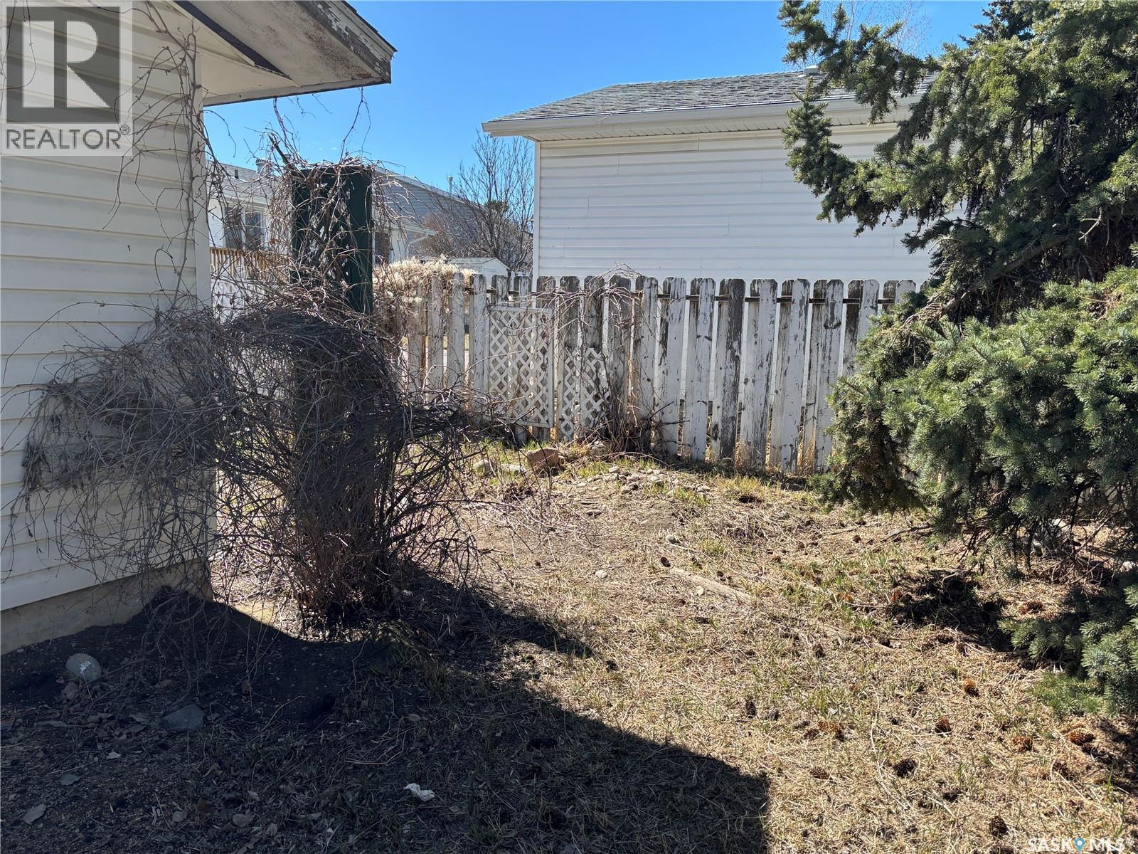 201 Lister Kaye Crescent, Swift Current, Saskatchewan  S9H 4J6 - Photo 24 - SK033456