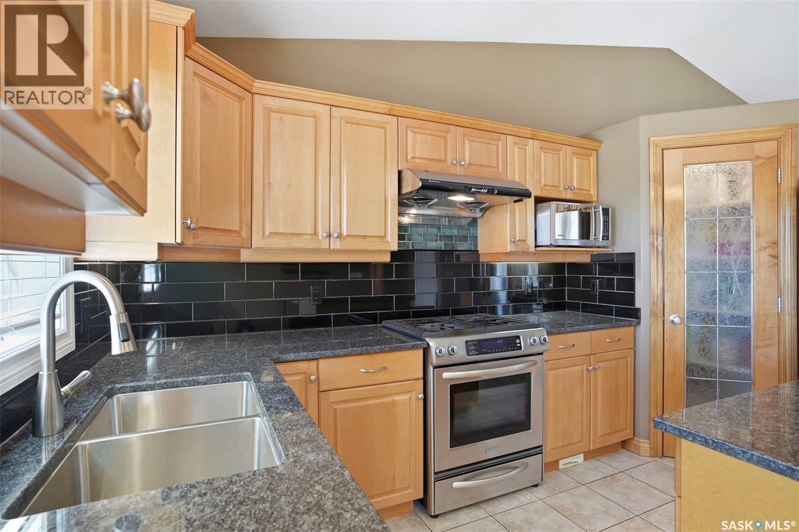 511 Greaves Lane, Saskatoon, Saskatchewan  S7W 1A9 - Photo 22 - SK033474